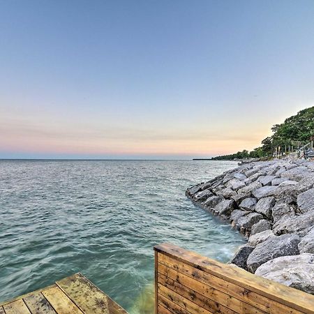 East Tawas Cabin With Lake Huron Access And Views 외부 사진