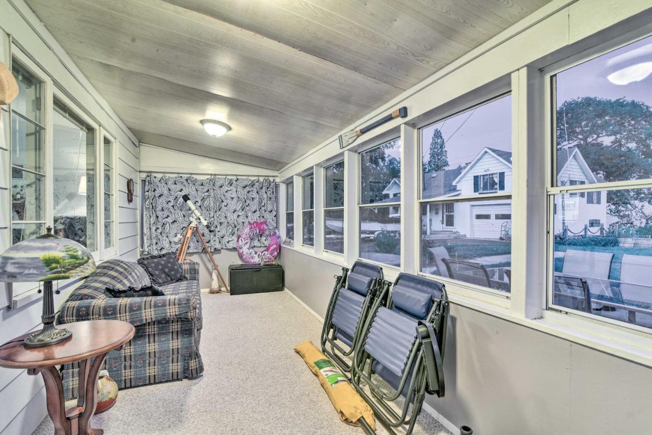 East Tawas Cabin With Lake Huron Access And Views 외부 사진