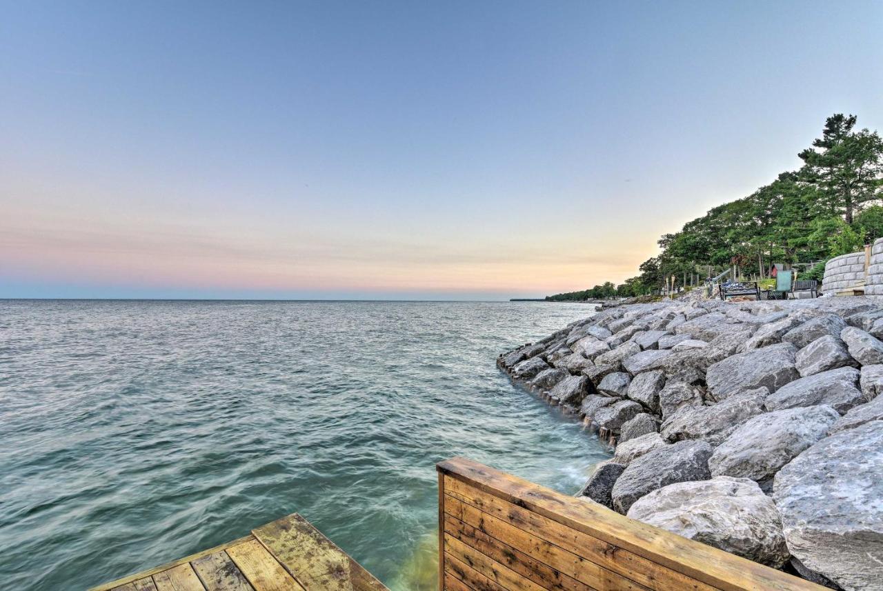 East Tawas Cabin With Lake Huron Access And Views 외부 사진